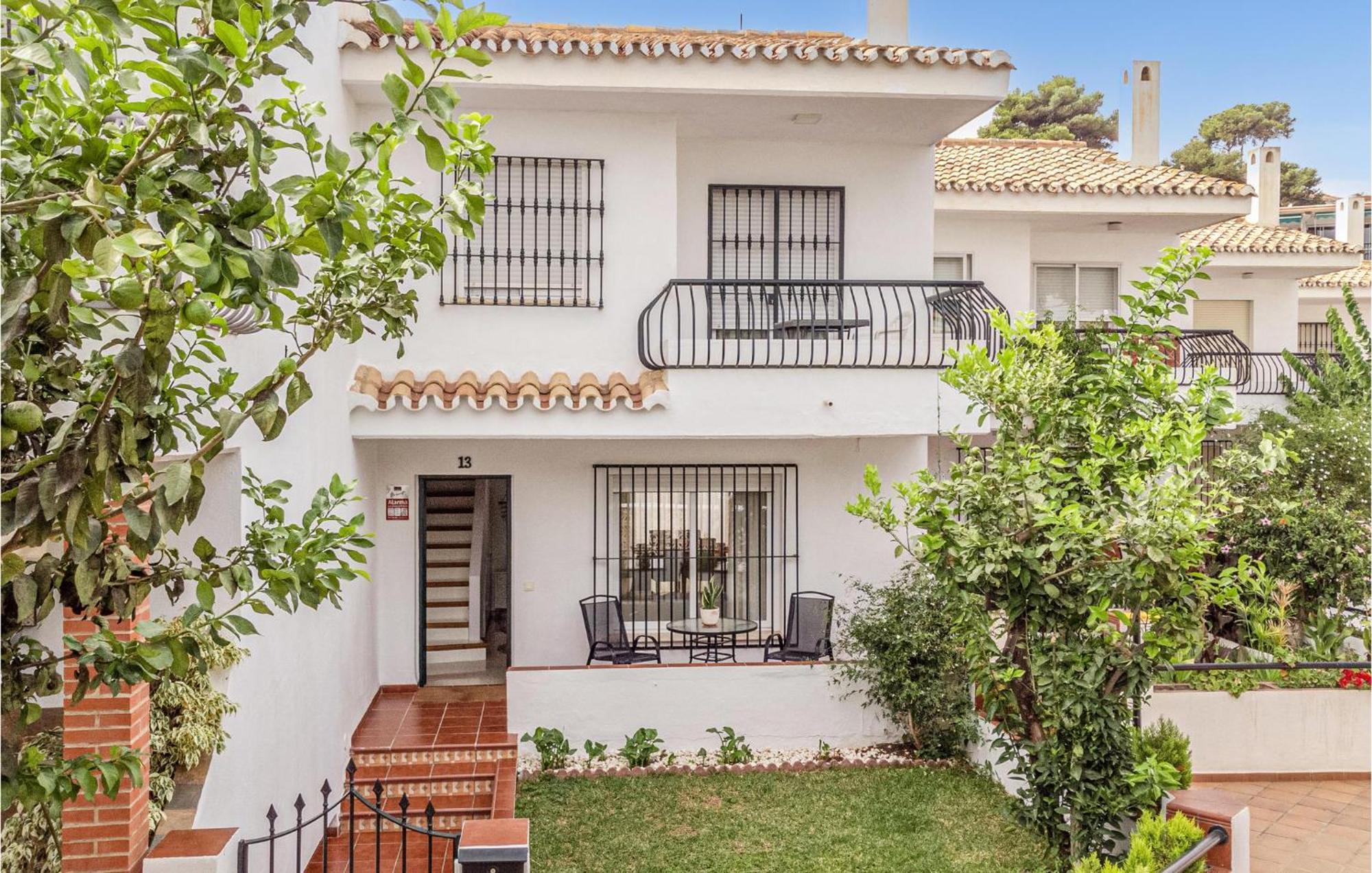 Nice Home In Velez-Malaga With Wifi Eksteriør billede